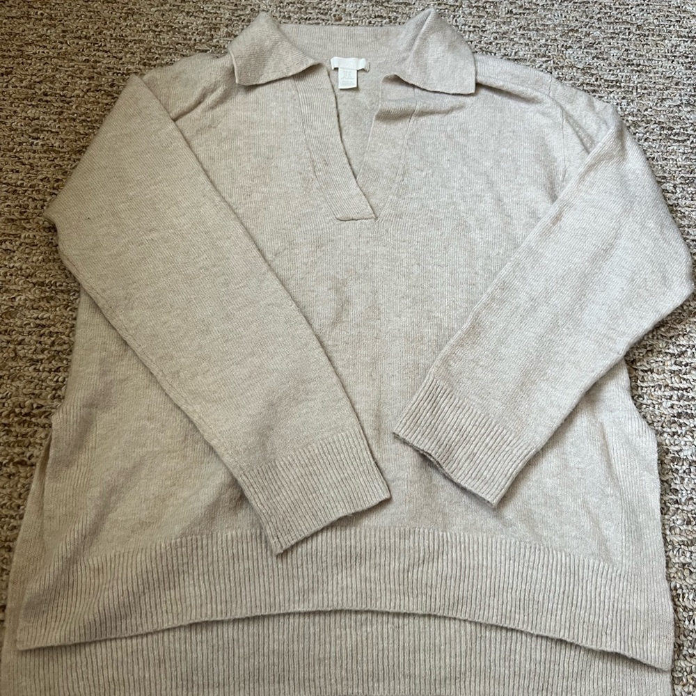 Oversized H&M Collared Sweater